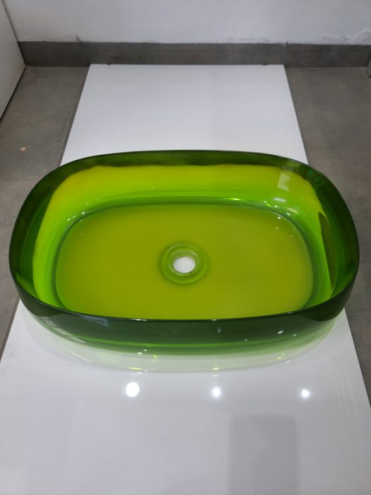 VESI resin pedestal basin